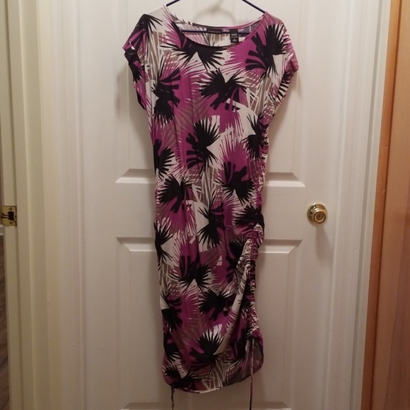 New York & Company Dresses & Skirts - Adjustable length casual style dress